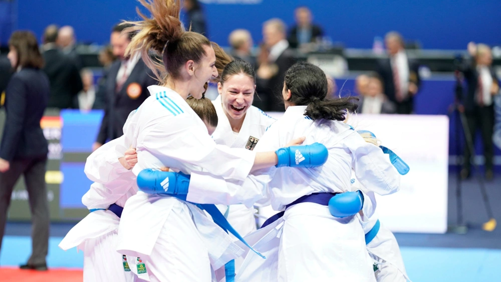 EKF Senior Championships