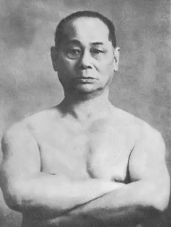 Choki Motobu (1870–1944) – Renowned for his fighting prowess, he emphasized real combat over theory. His approach reminded Karateka that practicality and courage are at the heart of martial arts. He excelled especially in kumite and was known throughout Okinawa in his twenties and later came to be regarded as the best in Okinawa in terms of practical karate techniques. Choki Motobu (1870–1944)